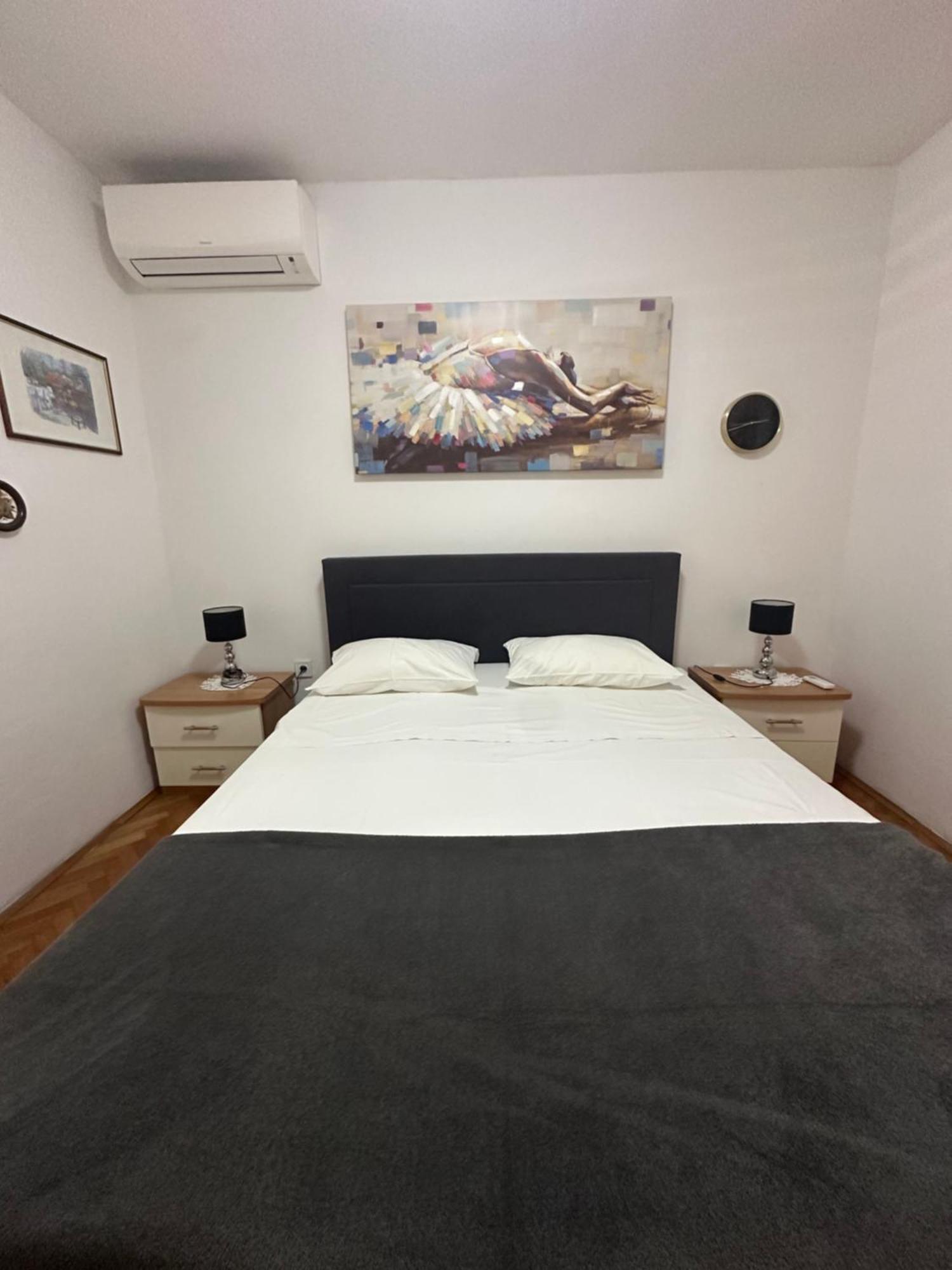 Allineeddubrovnik Choose Between Double Or Penthouse Or Free Parking Apartamento Dubrovnik