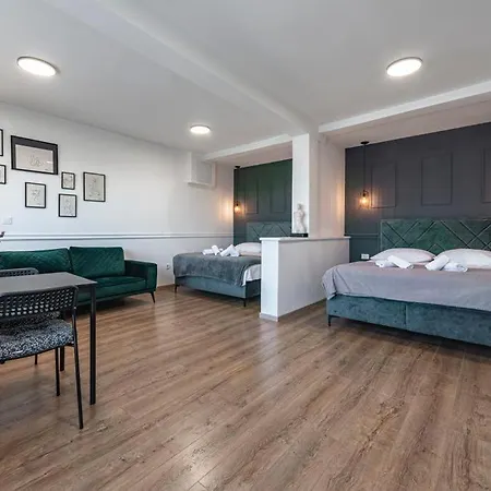 Guest House Allineeddubrovnik: Versatile Rooms with Free Parking Exterior photo