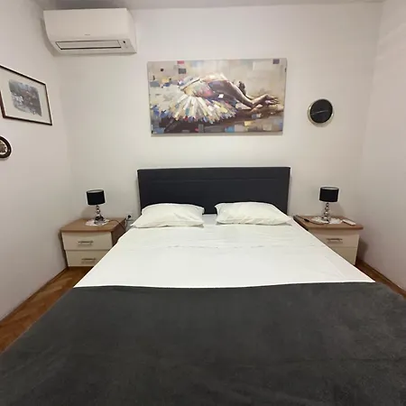Guest House Allineeddubrovnik: Versatile Rooms with Free Parking Exterior photo