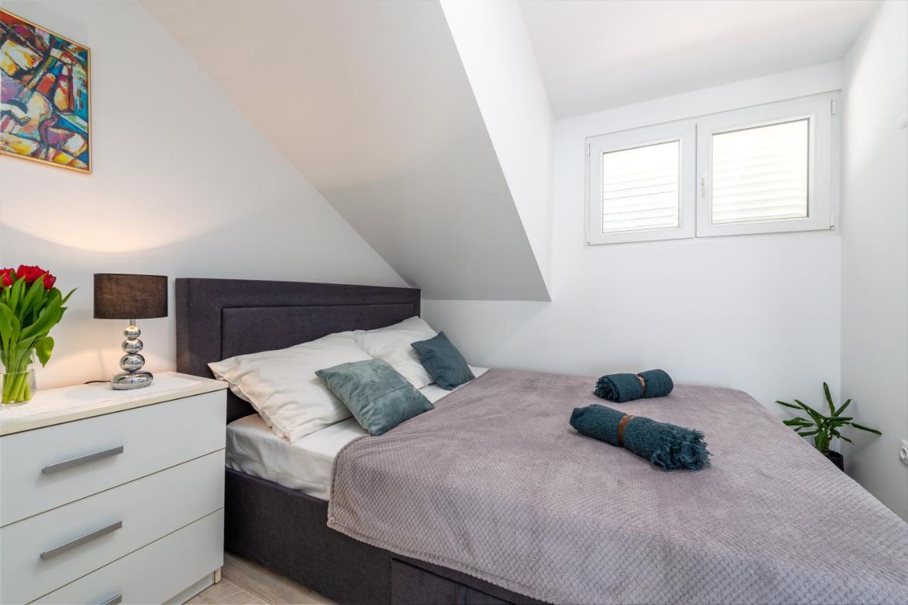 Allineeddubrovnik Choose Between Double Or Penthouse Or Free Parking Apartment *